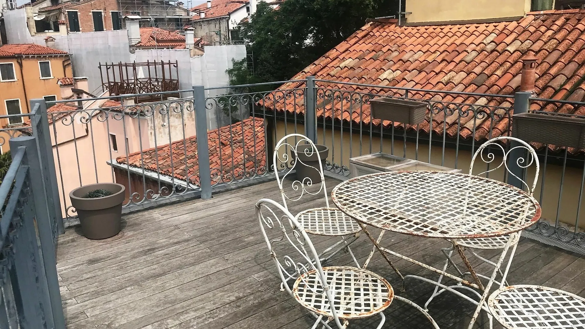 Modern Apartment Venice With Terrace