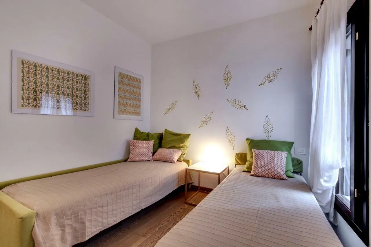 Modern Apartment Venice With Terrace Italia